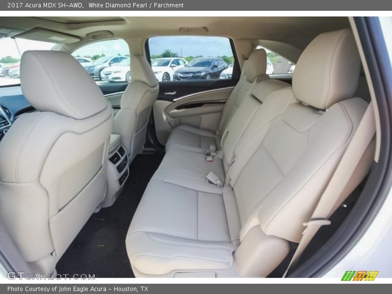 White Diamond Pearl / Parchment 2017 Acura MDX SH-AWD
