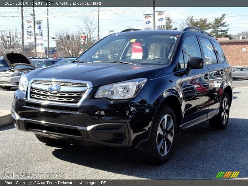 Crystal Black Silica / Black 2017 Subaru Forester 2.5i