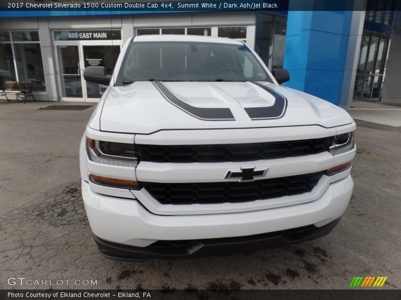 Summit White / Dark Ash/Jet Black 2017 Chevrolet Silverado 1500 Custom Double Cab 4x4