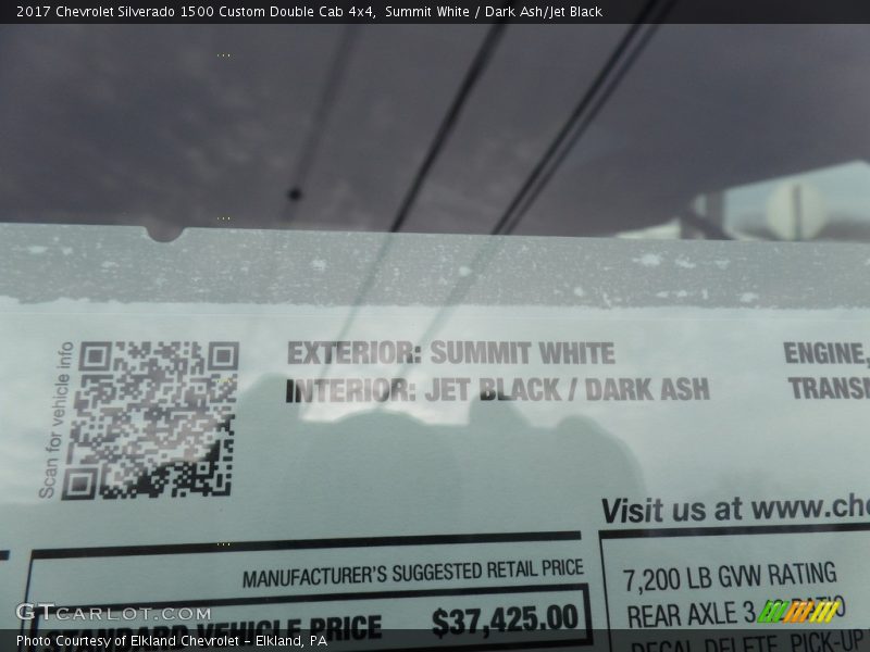 Summit White / Dark Ash/Jet Black 2017 Chevrolet Silverado 1500 Custom Double Cab 4x4
