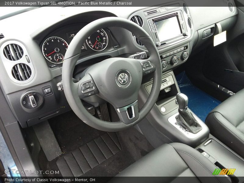  2017 Tiguan SEL 4MOTION Charcoal Interior