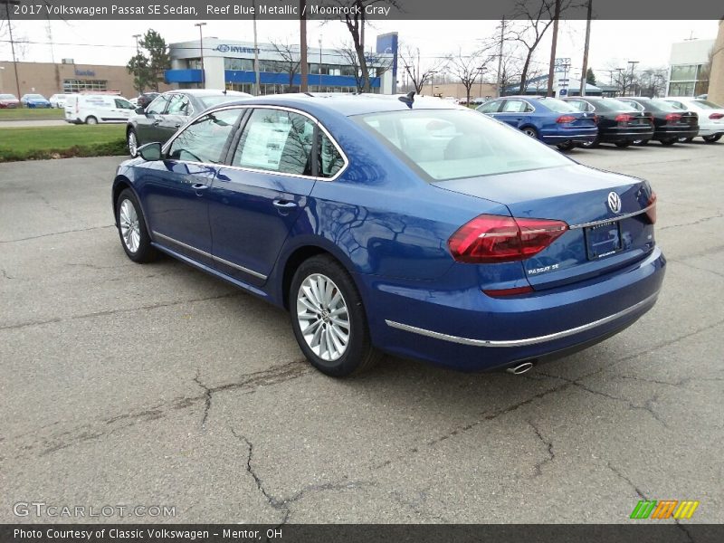 Reef Blue Metallic / Moonrock Gray 2017 Volkswagen Passat SE Sedan