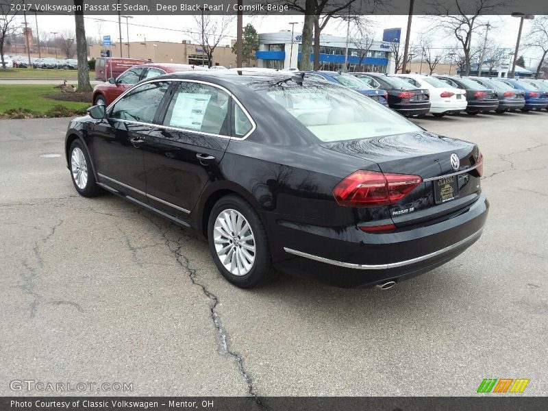 Deep Black Pearl / Cornsilk Beige 2017 Volkswagen Passat SE Sedan