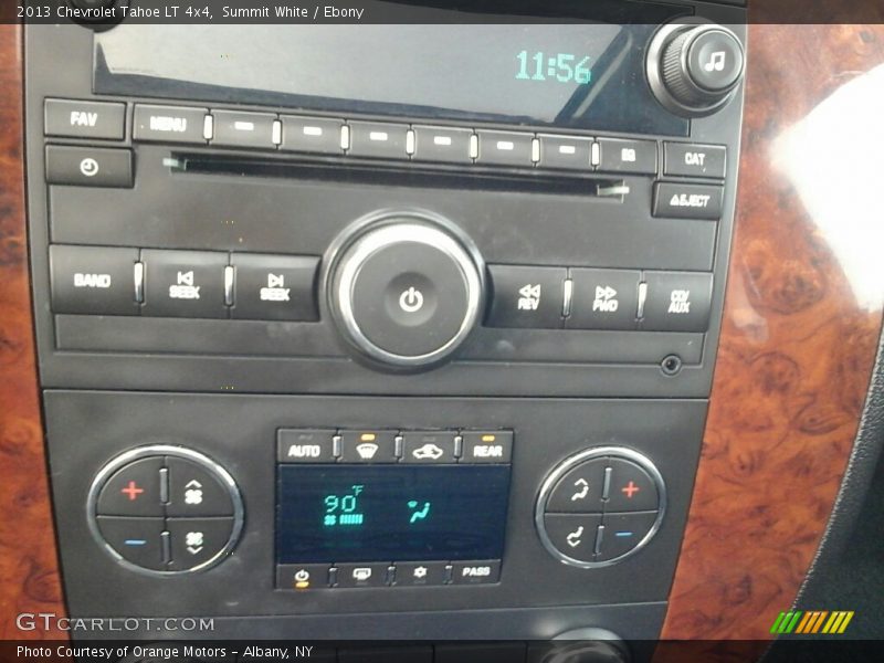 Summit White / Ebony 2013 Chevrolet Tahoe LT 4x4