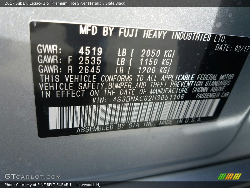 Ice Silver Metallic / Slate Black 2017 Subaru Legacy 2.5i Premium