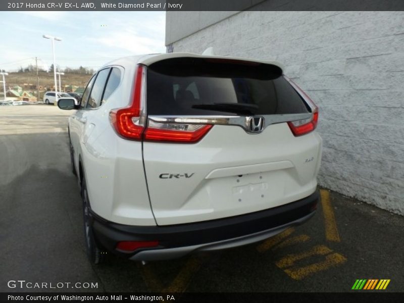 White Diamond Pearl / Ivory 2017 Honda CR-V EX-L AWD