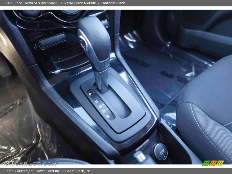 Tuxedo Black Metallic / Charcoal Black 2015 Ford Fiesta SE Hatchback