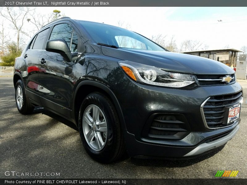 Nightfall Gray Metallic / Jet Black 2017 Chevrolet Trax LT