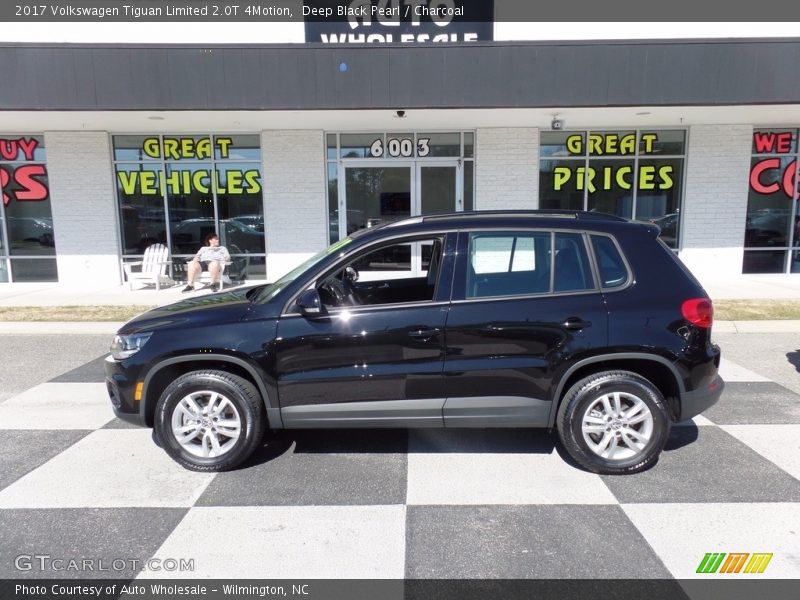 Deep Black Pearl / Charcoal 2017 Volkswagen Tiguan Limited 2.0T 4Motion