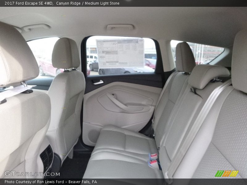Canyon Ridge / Medium Light Stone 2017 Ford Escape SE 4WD