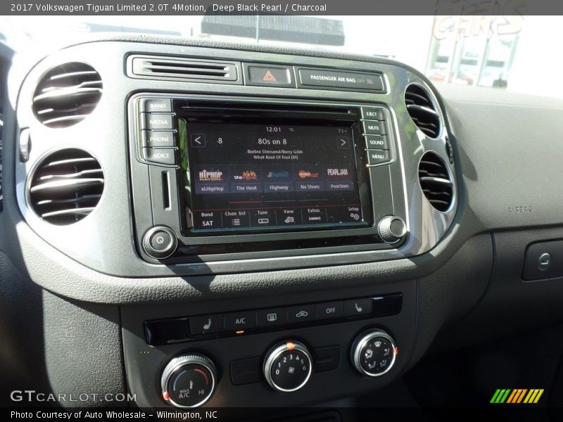 Controls of 2017 Tiguan Limited 2.0T 4Motion