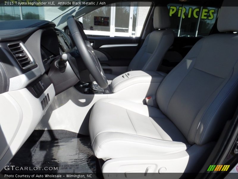 Attitude Black Metallic / Ash 2015 Toyota Highlander XLE