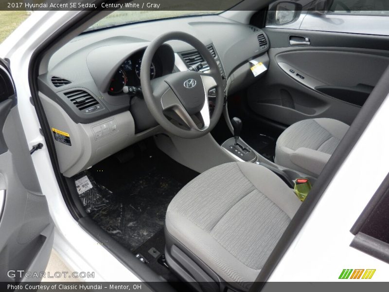  2017 Accent SE Sedan Gray Interior
