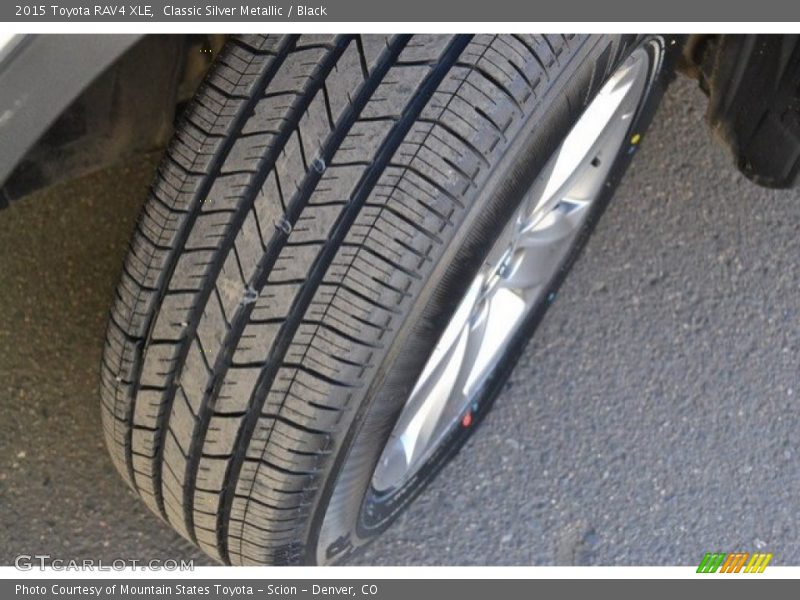 Classic Silver Metallic / Black 2015 Toyota RAV4 XLE