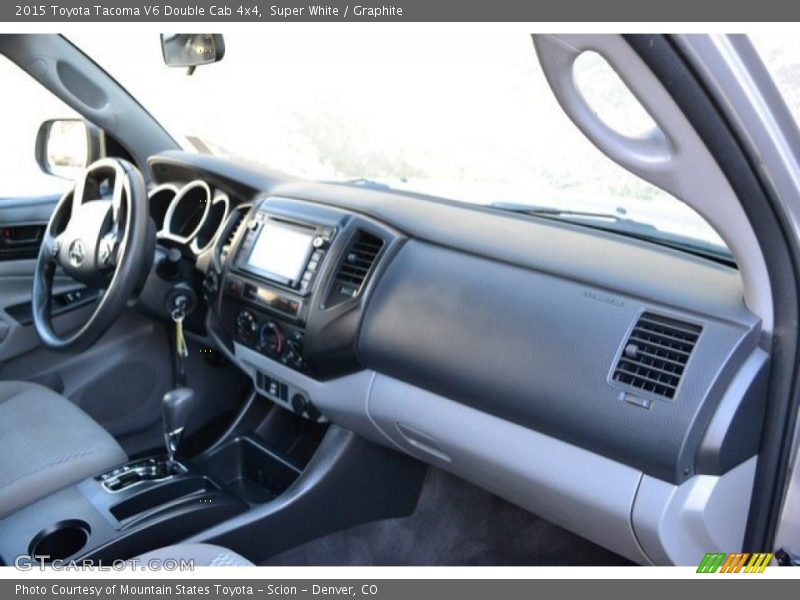 Super White / Graphite 2015 Toyota Tacoma V6 Double Cab 4x4