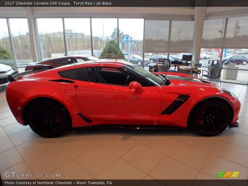Torch Red / Jet Black 2017 Chevrolet Corvette Z06 Coupe