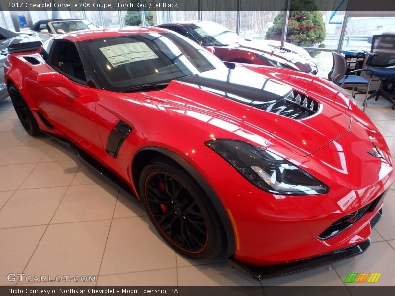 Front 3/4 View of 2017 Corvette Z06 Coupe