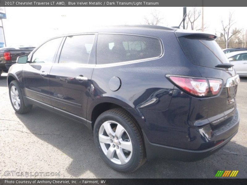 Blue Velvet Metallic / Dark Titanium/Light Titanium 2017 Chevrolet Traverse LT AWD