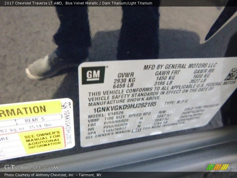 Blue Velvet Metallic / Dark Titanium/Light Titanium 2017 Chevrolet Traverse LT AWD