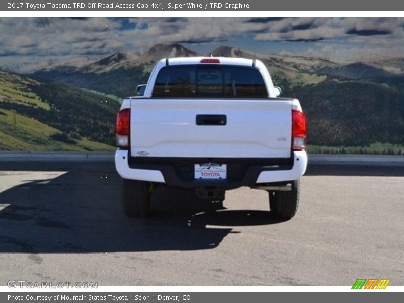 Super White / TRD Graphite 2017 Toyota Tacoma TRD Off Road Access Cab 4x4