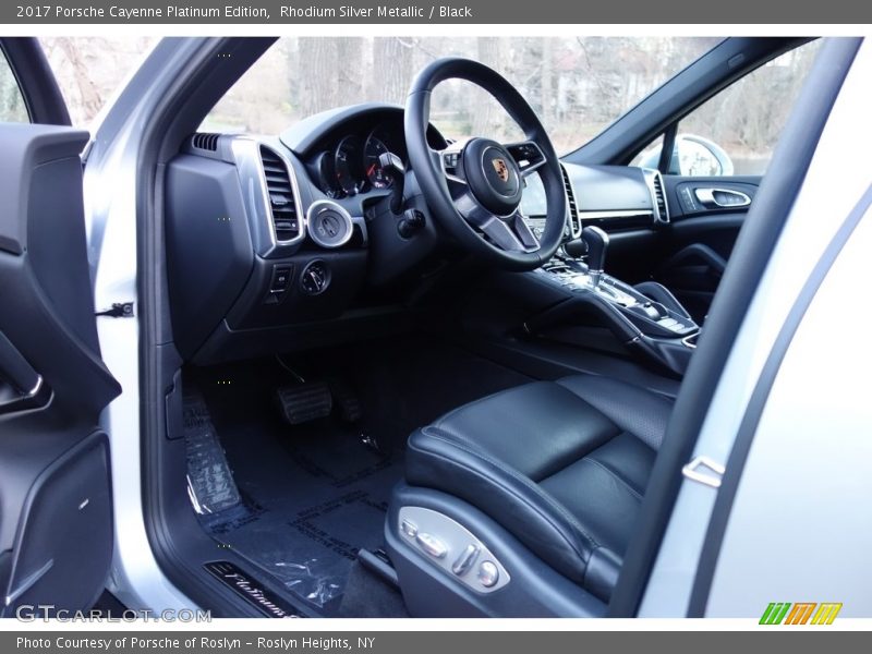  2017 Cayenne Platinum Edition Black Interior