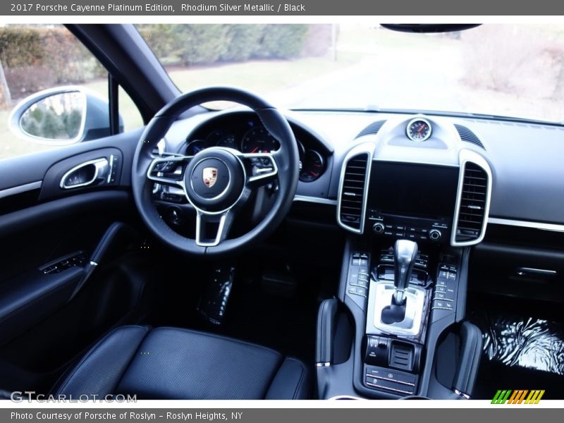 Rhodium Silver Metallic / Black 2017 Porsche Cayenne Platinum Edition