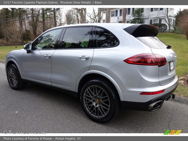 Rhodium Silver Metallic / Black 2017 Porsche Cayenne Platinum Edition