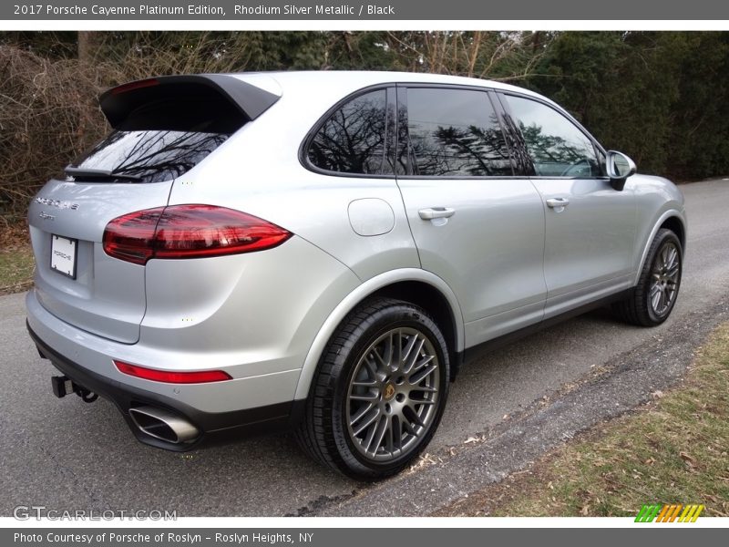 Rhodium Silver Metallic / Black 2017 Porsche Cayenne Platinum Edition