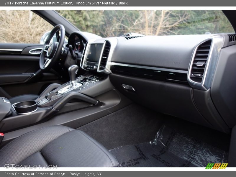 Rhodium Silver Metallic / Black 2017 Porsche Cayenne Platinum Edition