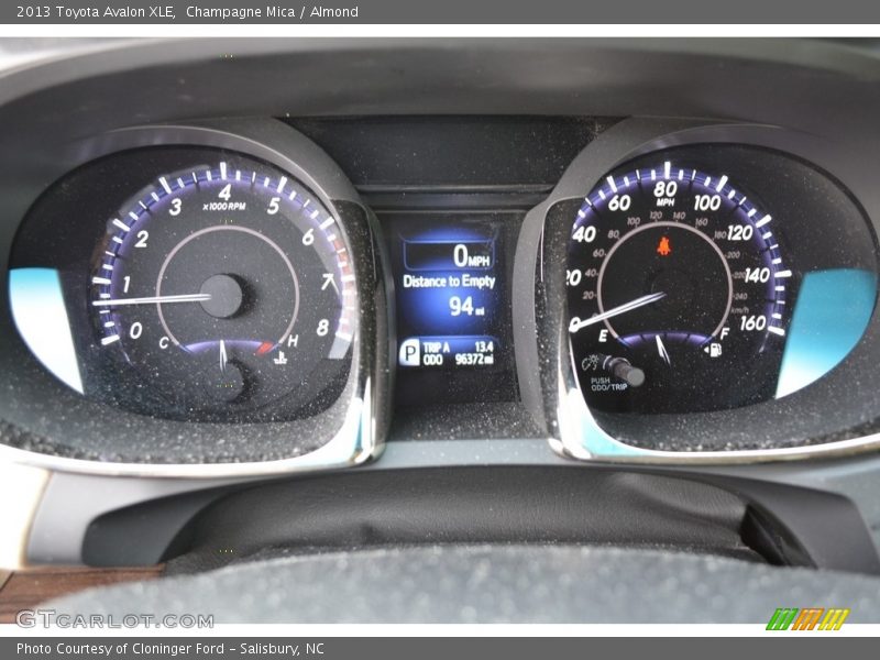 Champagne Mica / Almond 2013 Toyota Avalon XLE