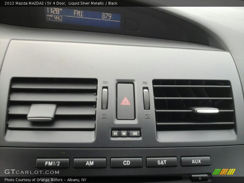 Liquid Silver Metallic / Black 2013 Mazda MAZDA3 i SV 4 Door