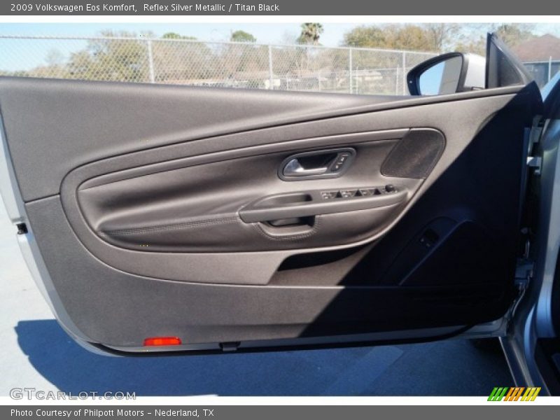 Reflex Silver Metallic / Titan Black 2009 Volkswagen Eos Komfort