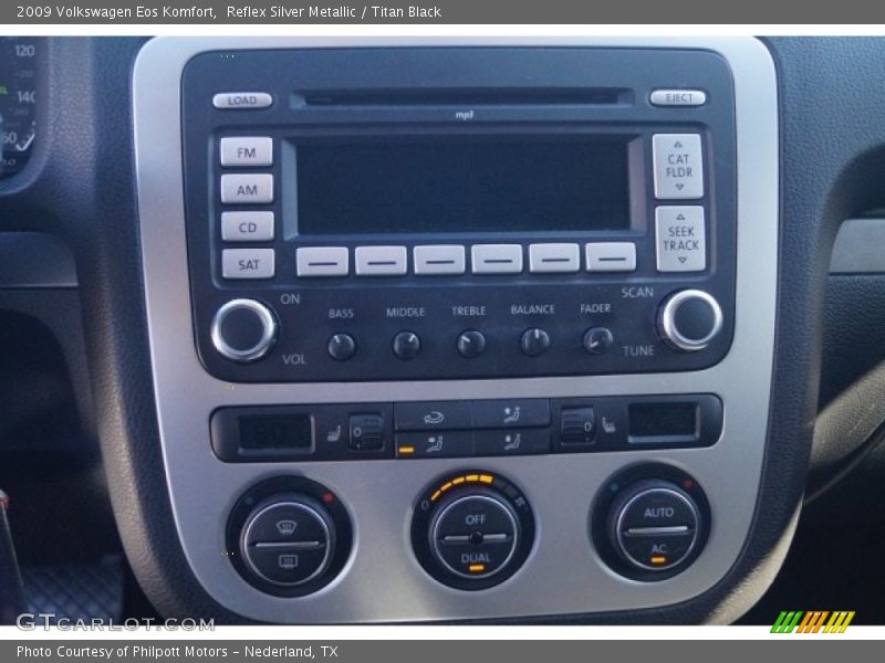 Reflex Silver Metallic / Titan Black 2009 Volkswagen Eos Komfort