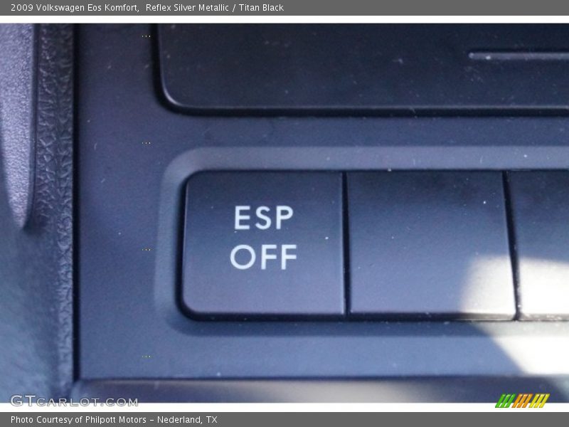 Reflex Silver Metallic / Titan Black 2009 Volkswagen Eos Komfort