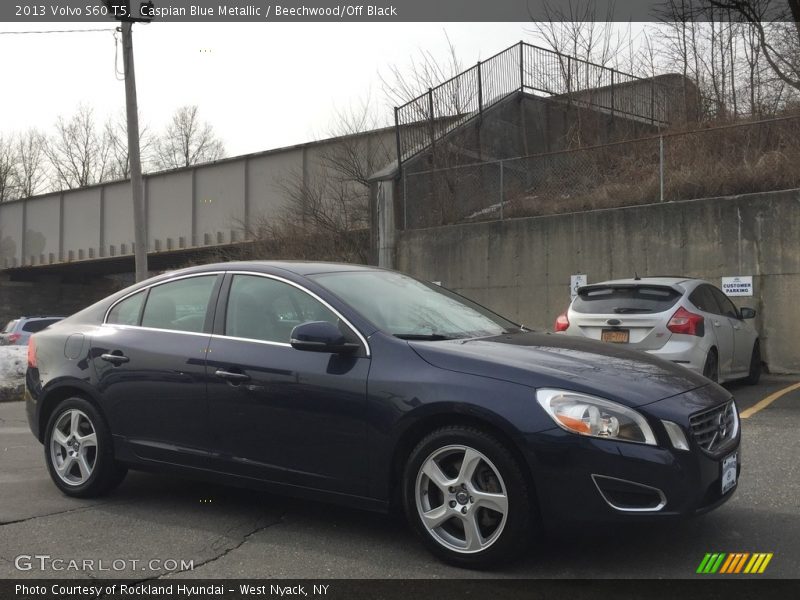 Front 3/4 View of 2013 S60 T5