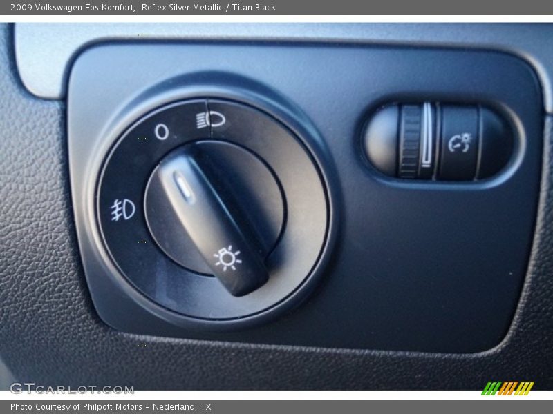 Reflex Silver Metallic / Titan Black 2009 Volkswagen Eos Komfort