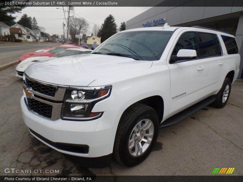 Front 3/4 View of 2017 Suburban LT 4WD