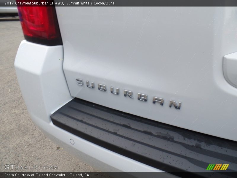 Summit White / Cocoa/Dune 2017 Chevrolet Suburban LT 4WD