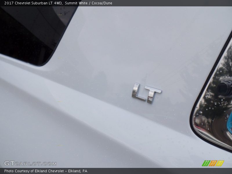 Summit White / Cocoa/Dune 2017 Chevrolet Suburban LT 4WD