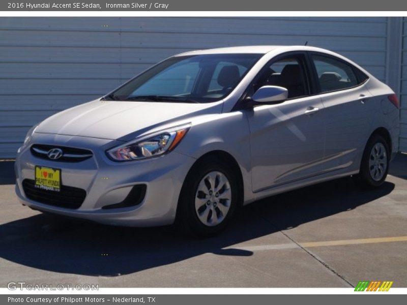 Ironman Silver / Gray 2016 Hyundai Accent SE Sedan