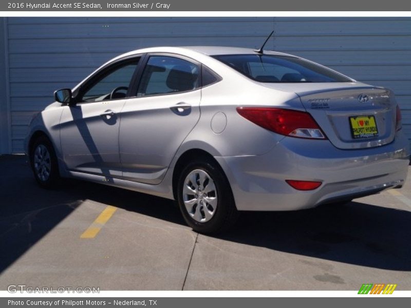 Ironman Silver / Gray 2016 Hyundai Accent SE Sedan