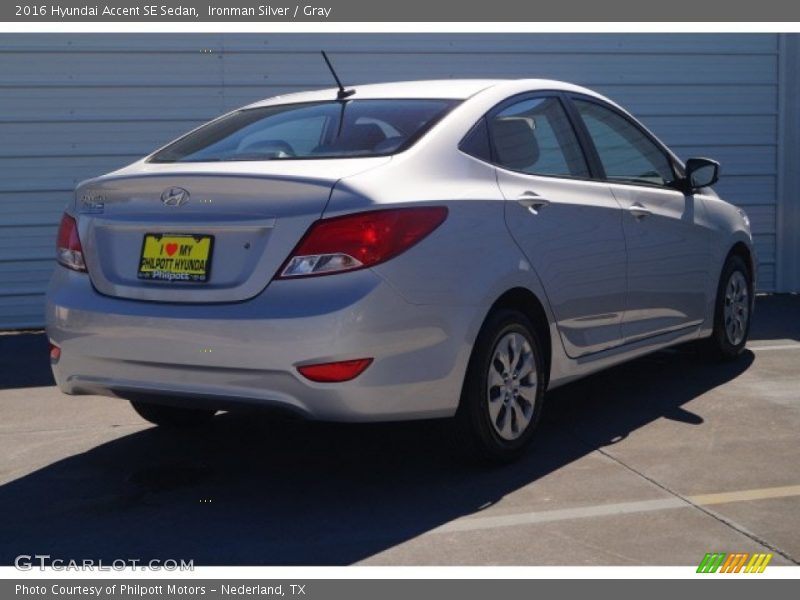 Ironman Silver / Gray 2016 Hyundai Accent SE Sedan