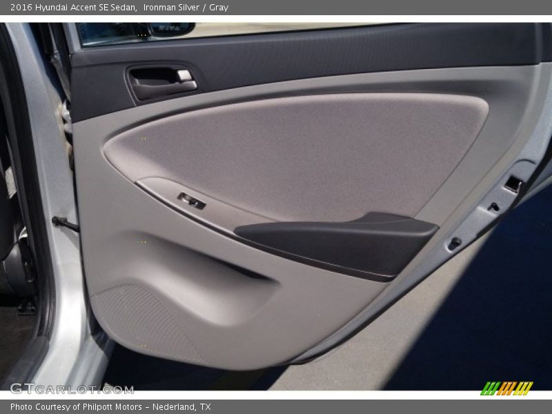 Ironman Silver / Gray 2016 Hyundai Accent SE Sedan