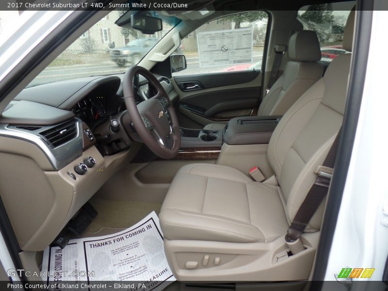 Summit White / Cocoa/Dune 2017 Chevrolet Suburban LT 4WD