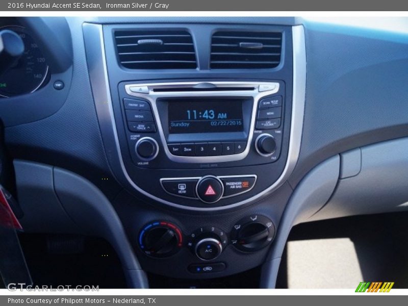 Ironman Silver / Gray 2016 Hyundai Accent SE Sedan
