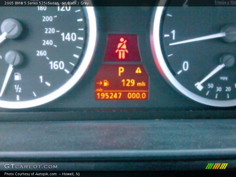 Jet Black / Grey 2005 BMW 5 Series 525i Sedan
