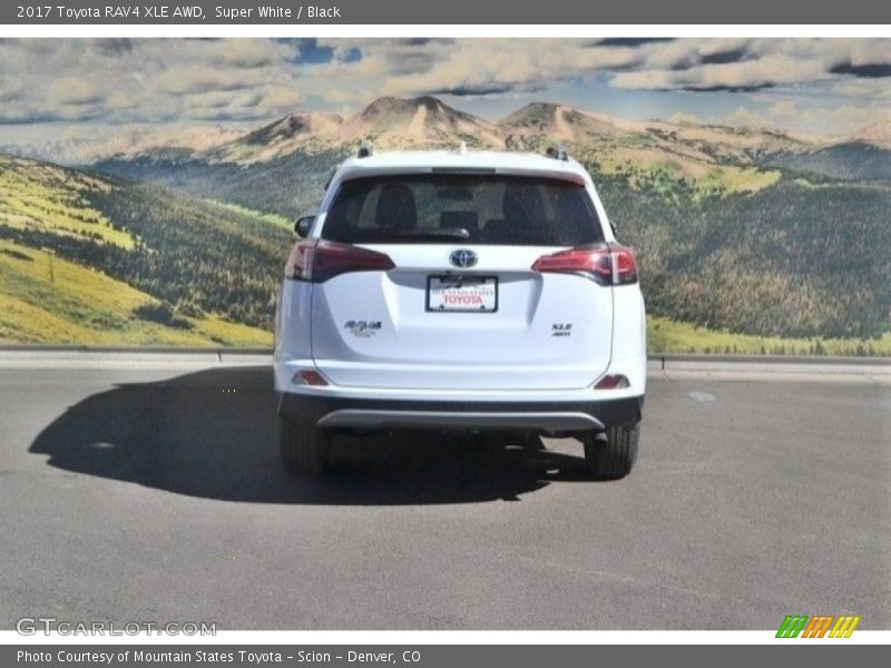 Super White / Black 2017 Toyota RAV4 XLE AWD