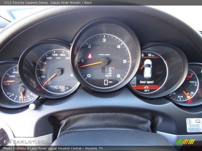Classic Silver Metallic / Black 2013 Porsche Cayenne Diesel