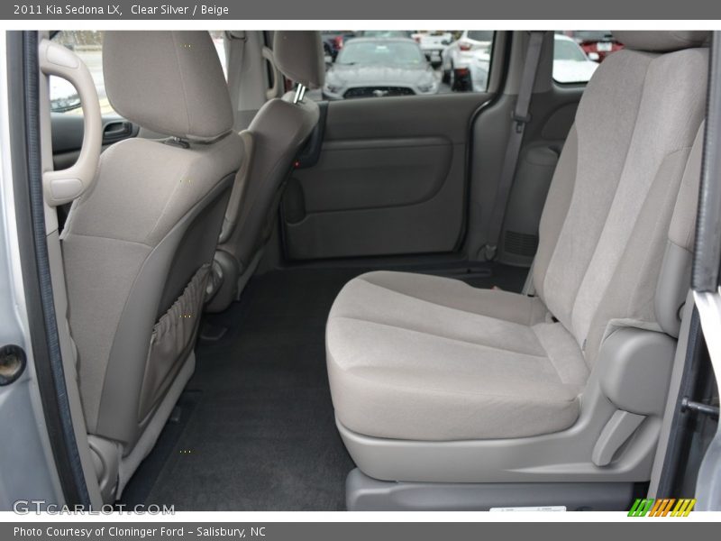 Clear Silver / Beige 2011 Kia Sedona LX