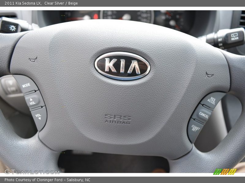 Clear Silver / Beige 2011 Kia Sedona LX